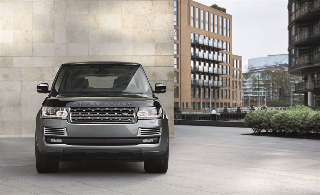 Range Rover SV Autobiography 01