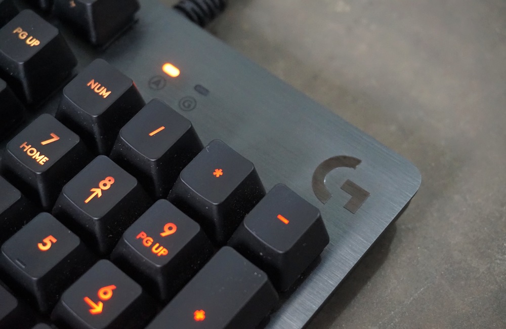 Review Keyboard Gaming Mekanis Logitech G Carbon Dailysocial