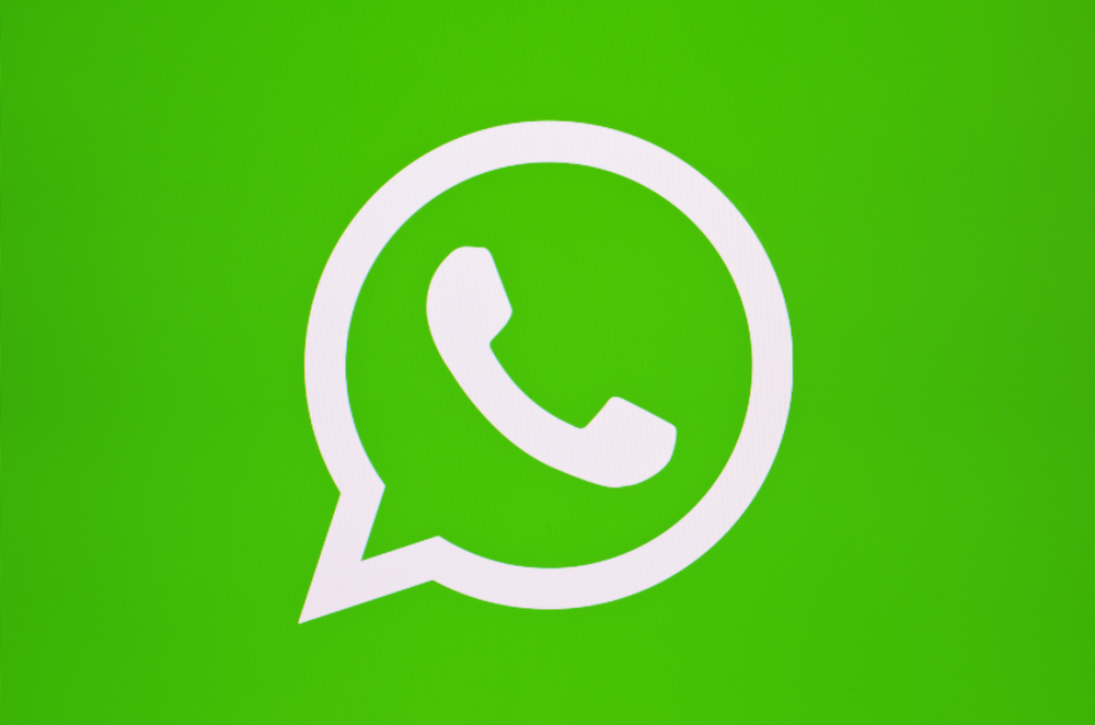 Cara Praktis Membuat Stiker WhatsApp | Vladinho
