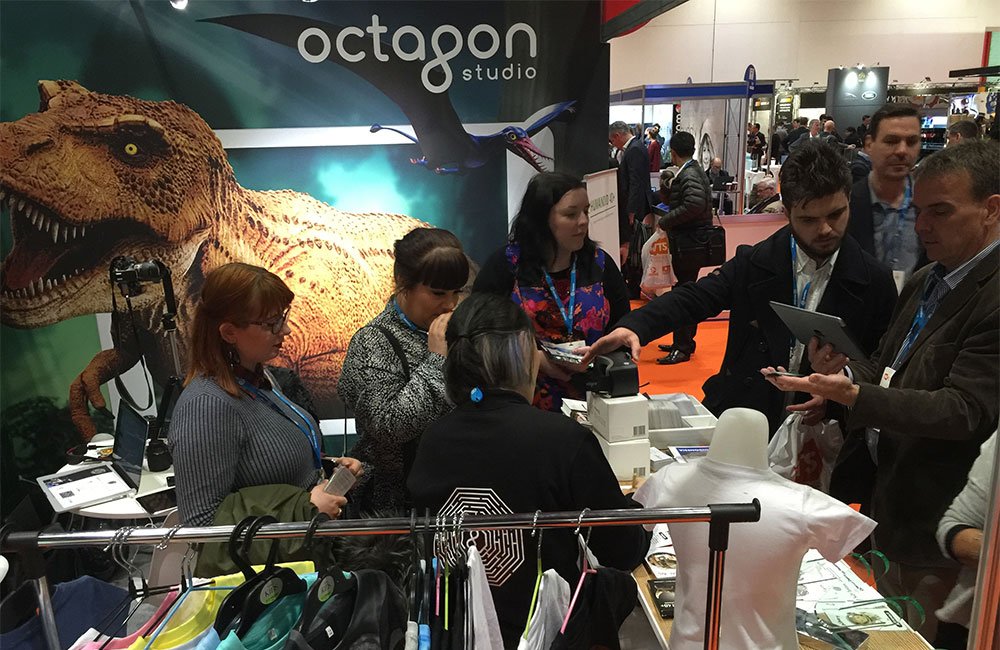 Booth Octagon Studio di event Wearable Technology Show 2016 kemarin / Octagon Studio
