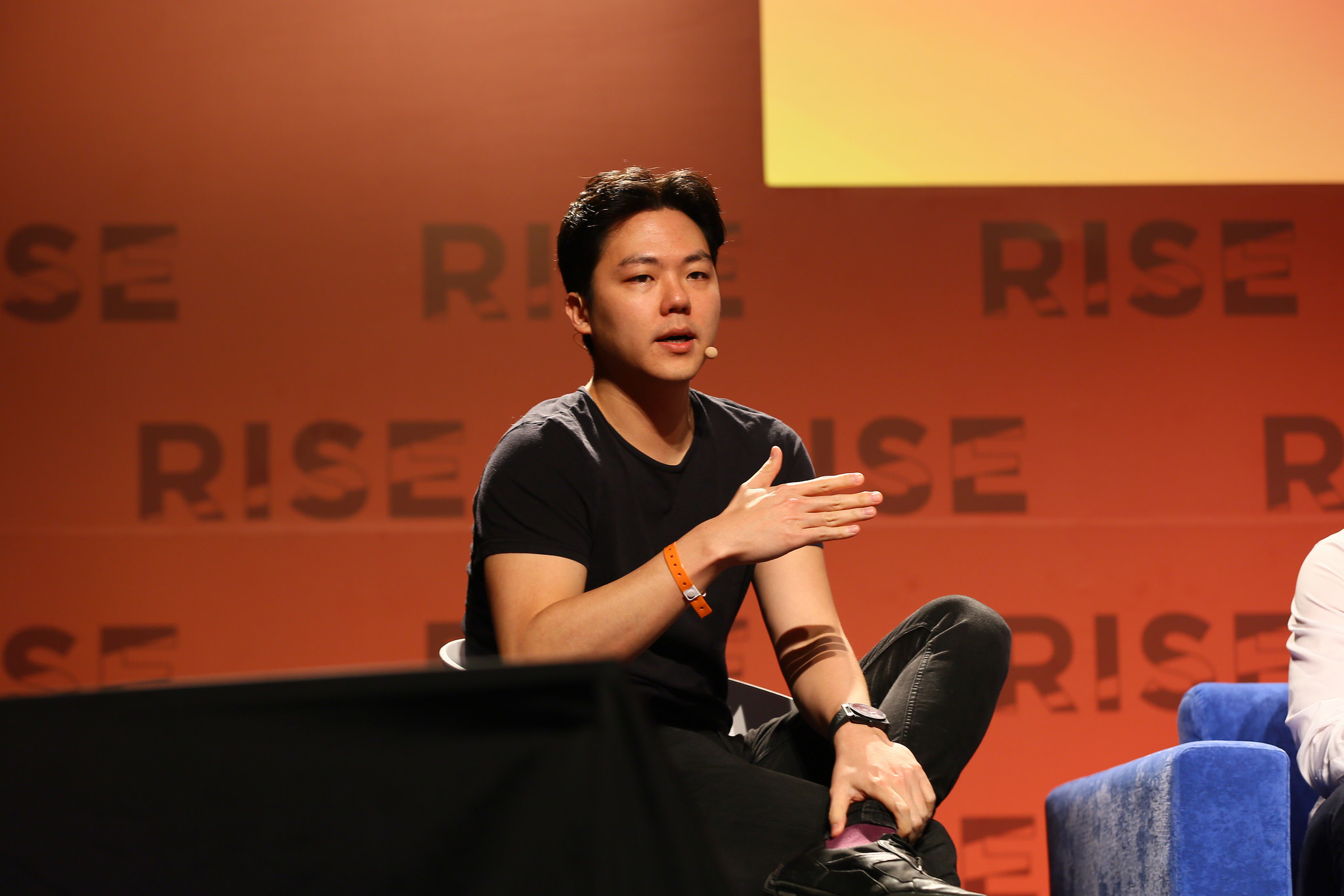 Founder dan CEO Joel Neoh saat menjadi pembicara di ajang RISE 2016 / Flickr - RISE