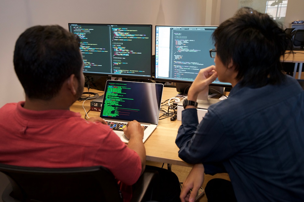 Hacktiv8 program pelatihan intensif untuk developer / Hacktiv8