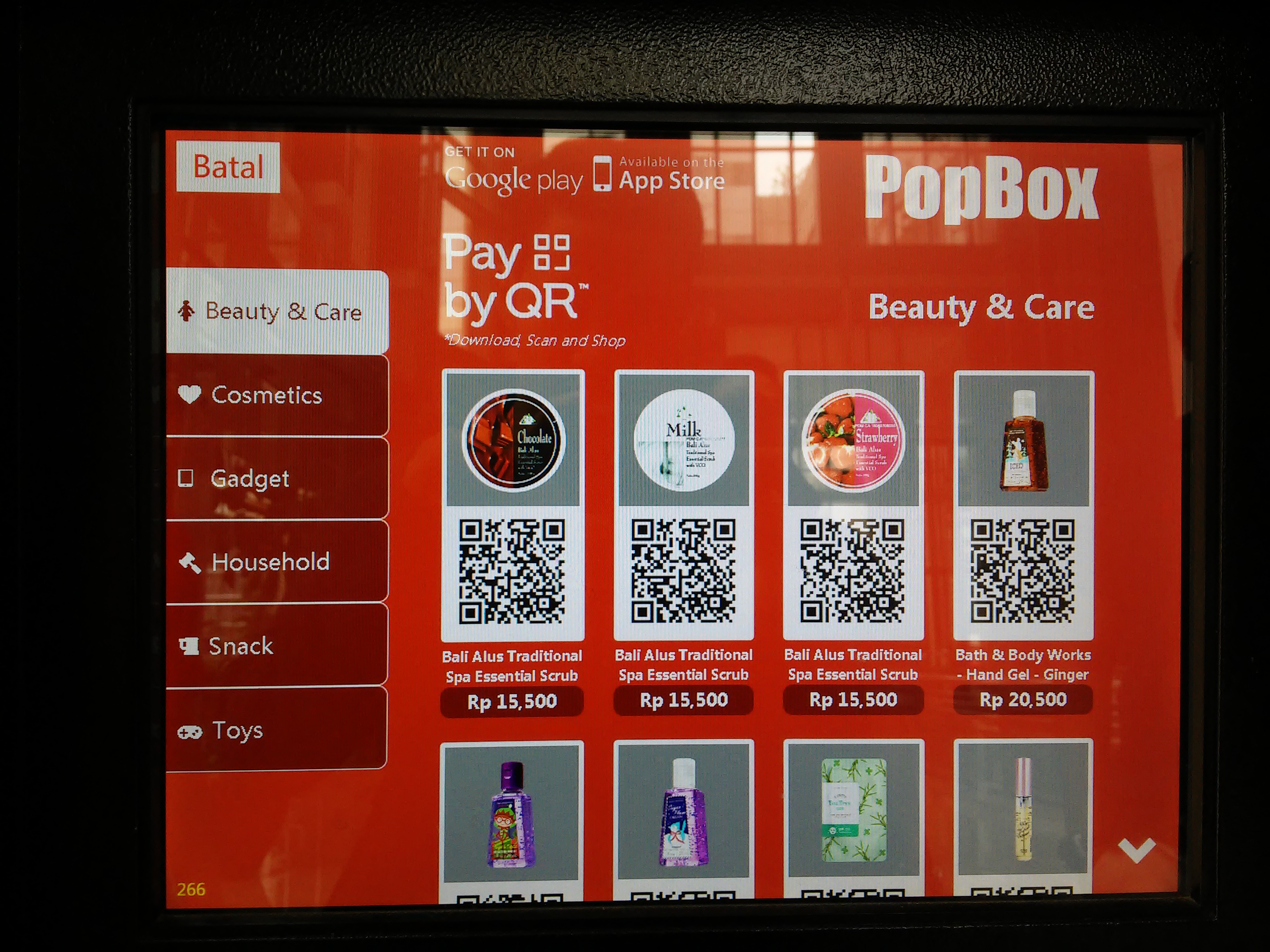 Kategori produk dalam menu Bllanja di loker PopBox yang bisa dibeli dengan Pay by QR Dimo / DailySocial