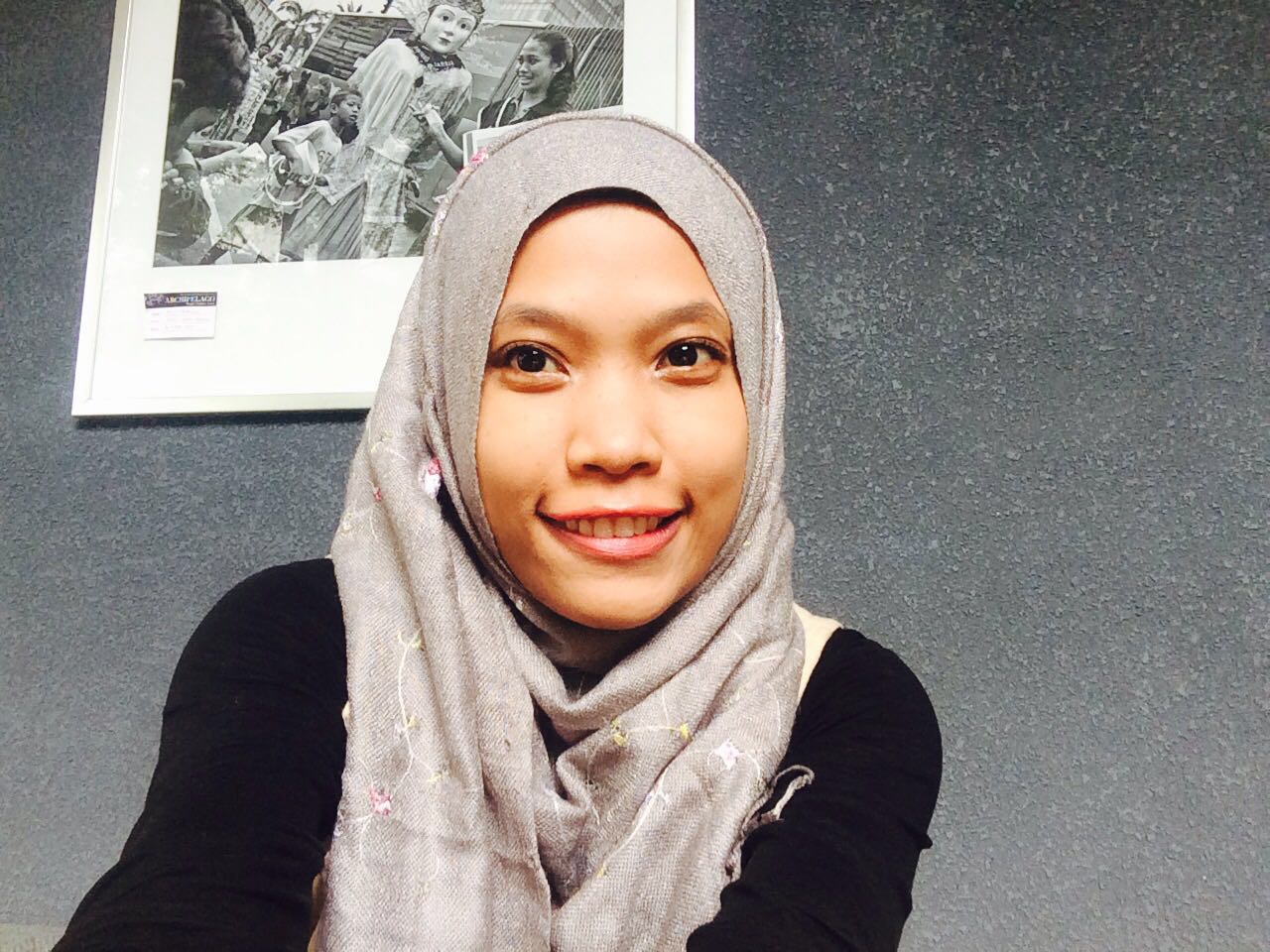 Founder Kostoom Putry Julia / DailySocial