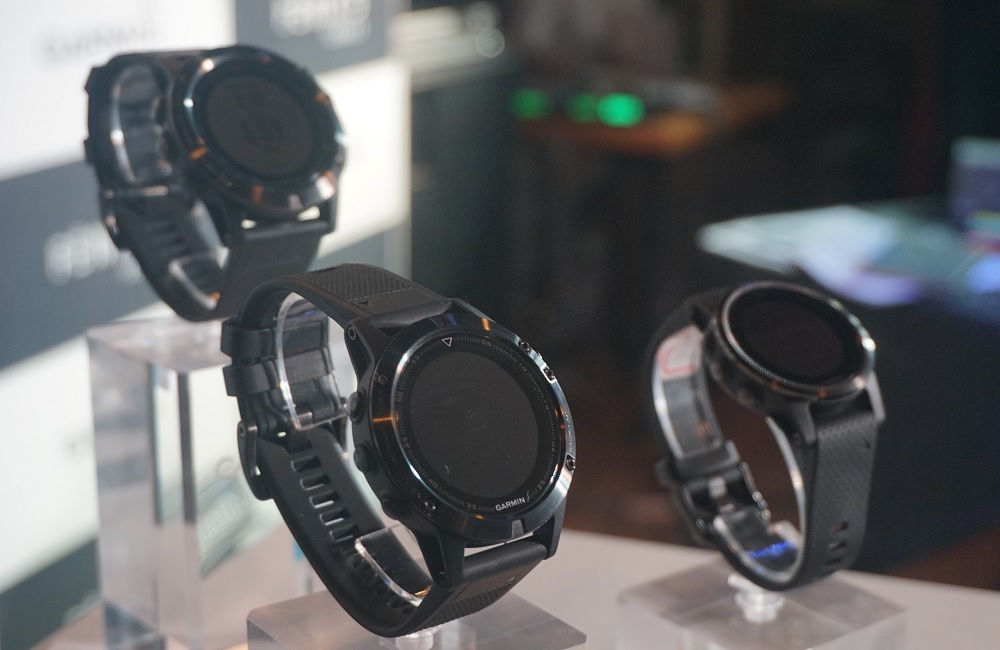 kelebihan jam garmin fenix 5