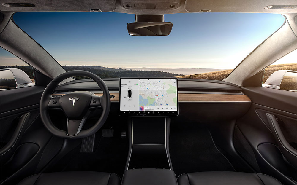 Dashboard Tesla Model 3 yang super-minimalis / Tesla