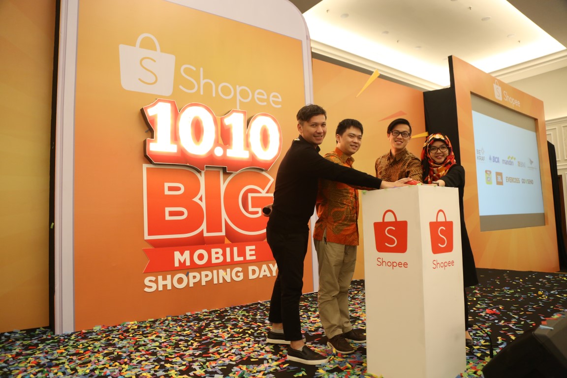 Saat pembukaan acara 10.10 Big Mobile Shopping Day 2017 / Shopee