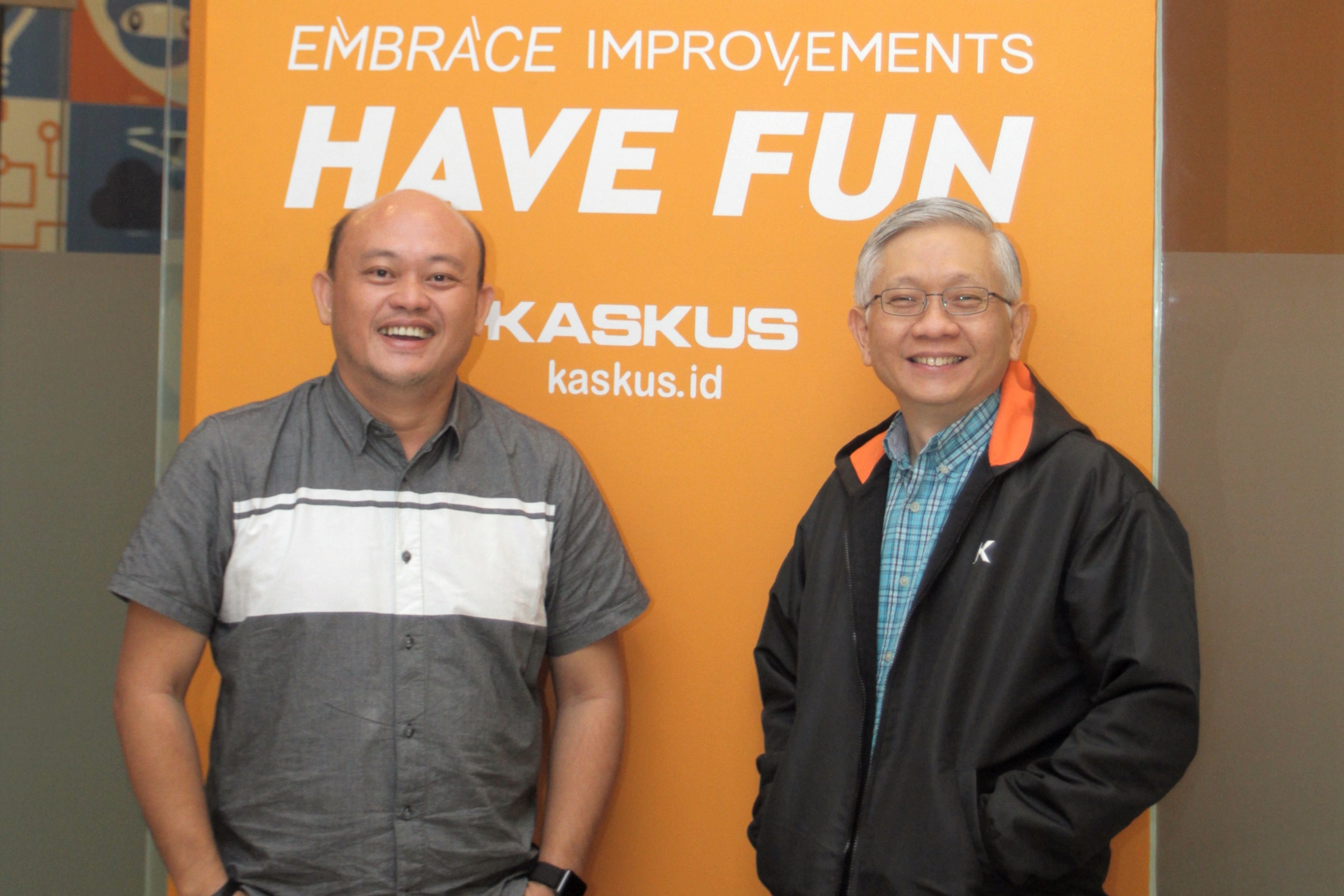 (Ki-ka) CEO ProPS Edi Taslim dan CEO KASKUS On Lee / GDP Venture