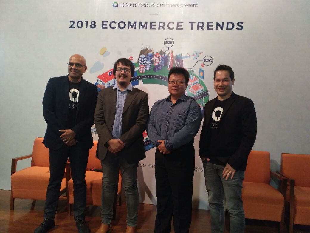 Co-Founder & Group CEO aCommerce Paul Srivorakul, Patrick Vaz CEO aCommerce Indonesia saat acara temu media / DailySocial