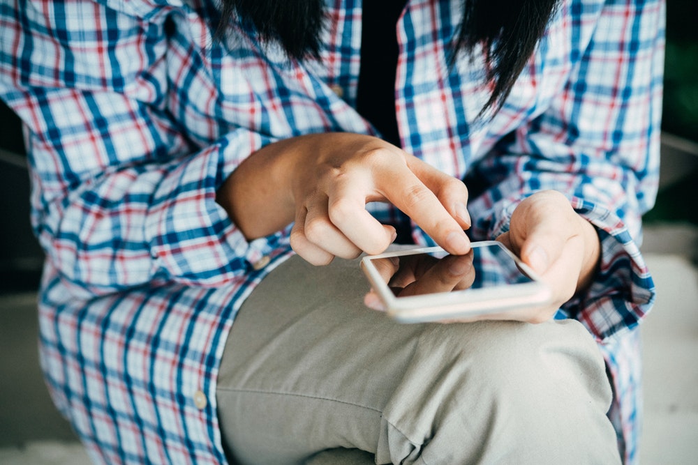 Tren mobile banking mendukung transformasi deposito online. / Pexels