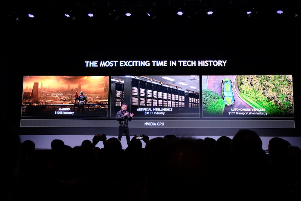 NVIDIA memastikan sektor auto sebagai fokus terbaru perusahaan di CES 2018 dengan memperkenalkan prosesor autonomous machine DRIVE XAVIER, sejumlah software AI, dan kemitraan dengan sejumlah perusahaan industri transportasi dan otomotif