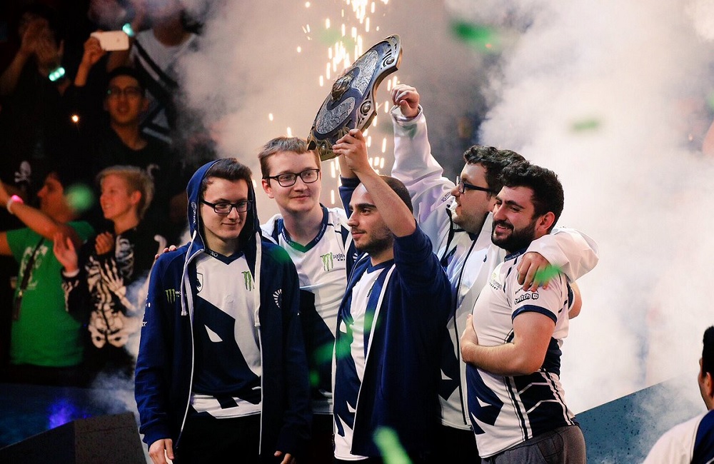 Tim Dota 2 Team Liquid saat menjuarai The International 2017 / The International for SEO