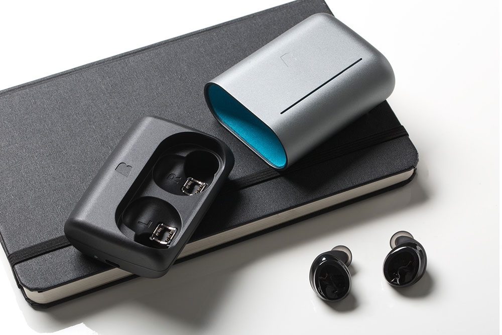 True wireless earphone Bragi Dash Pro / Bragi