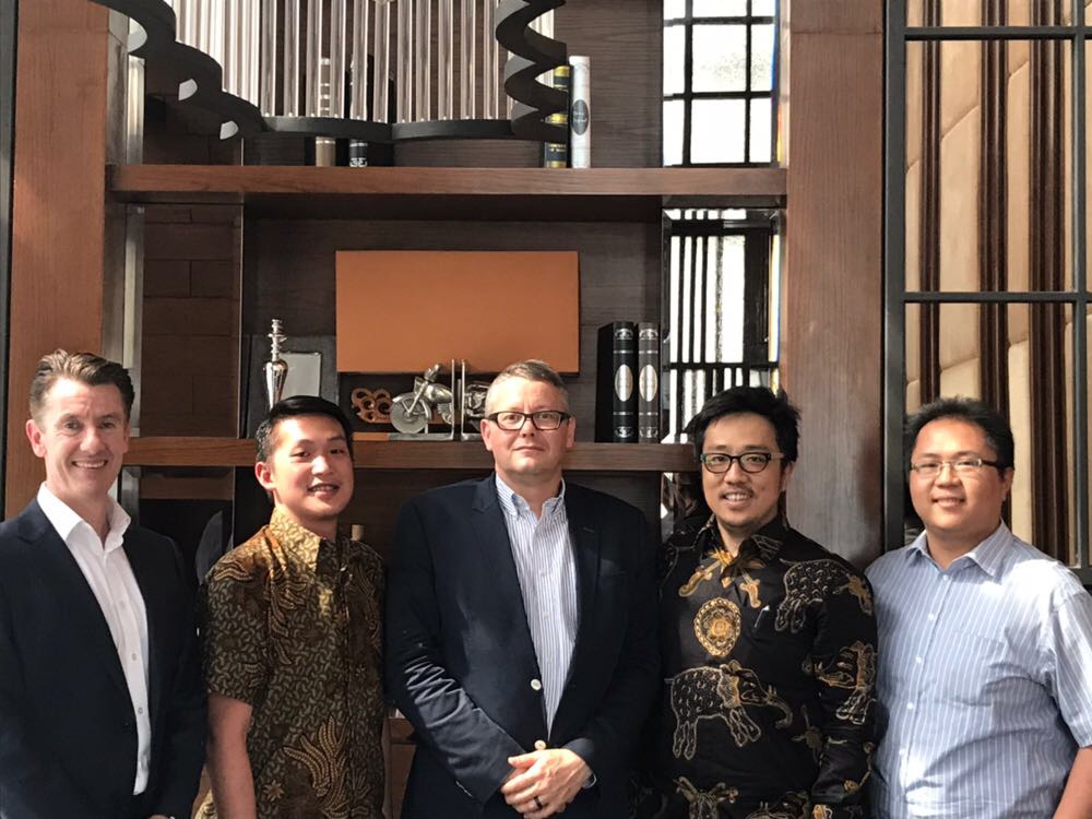 tim MDI Ventures dan tim Whispir / MDI Ventures