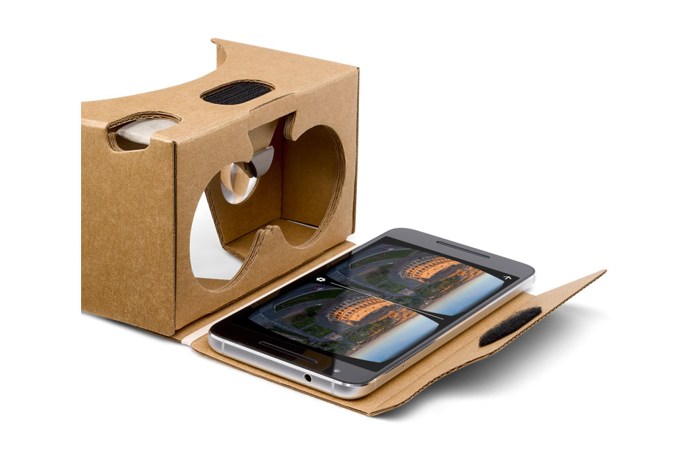 Ilustrasi tur virtual yang diakses menggunakan headset Cardboard / Google