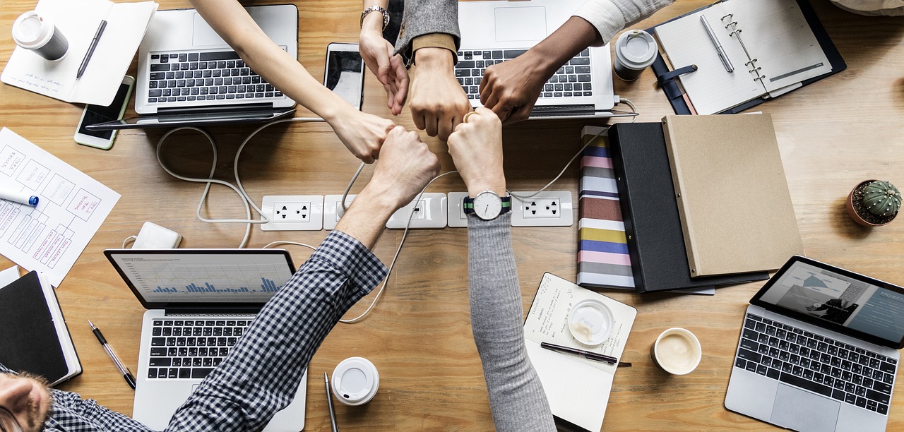 Cerita MailTarget dan Dicoding mengenai rekrutmen talenta / Pixabay