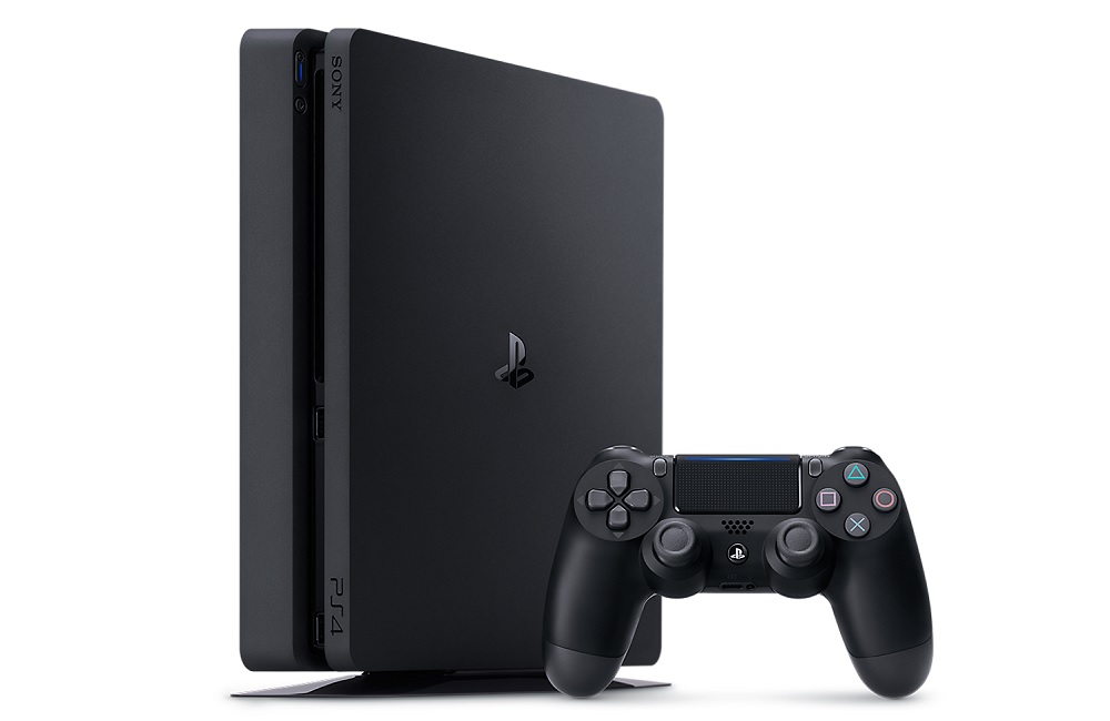 PlayStation 4 'slim'.