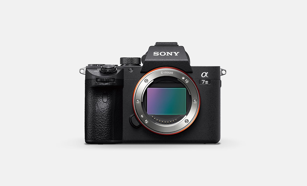 Mengenal Kamera Mirrorless Sony dengan Sensor Full Frame 