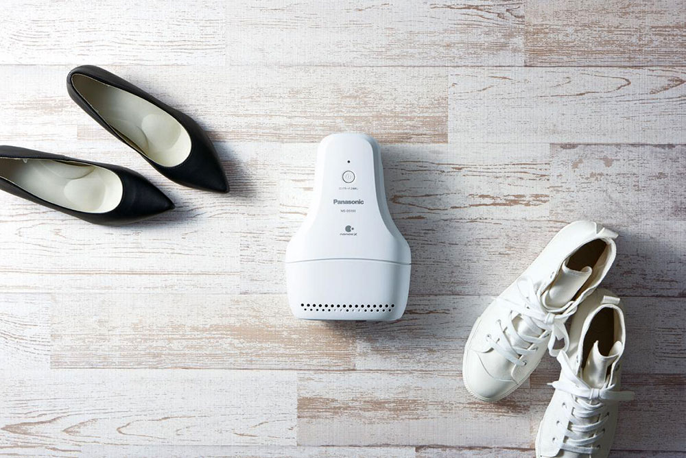 Panasonic Shoe Deodorizer (MS-DS100) / Panasonic