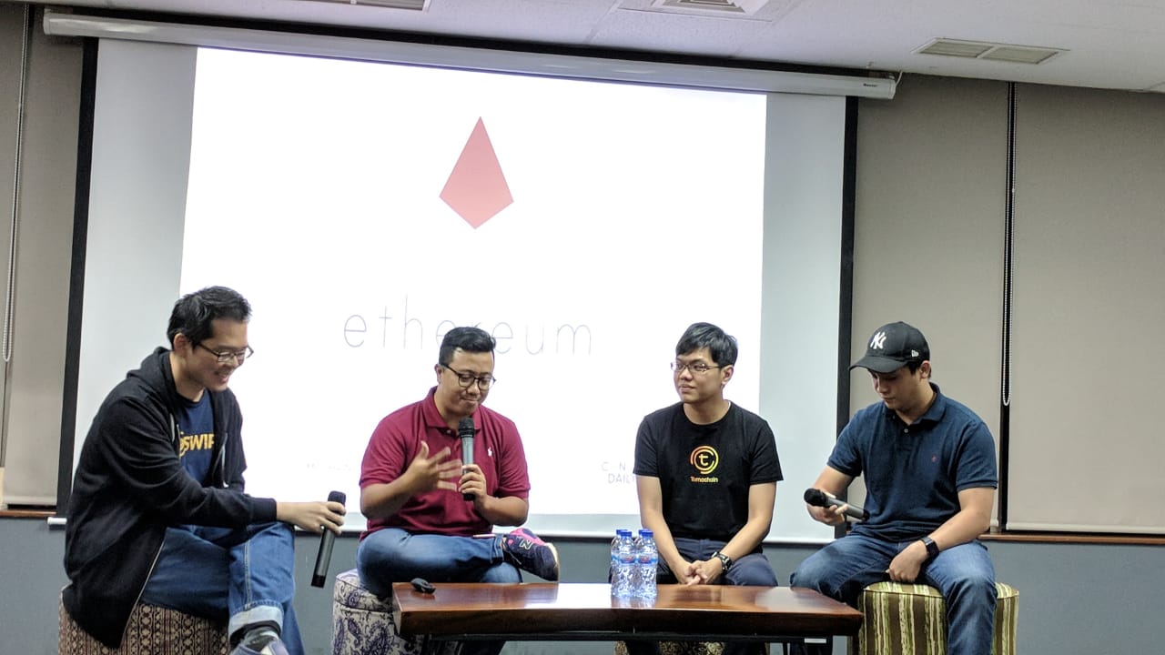 Diskusi panel yang diadakan Jakarta Blockchain Meetup / DailySocial