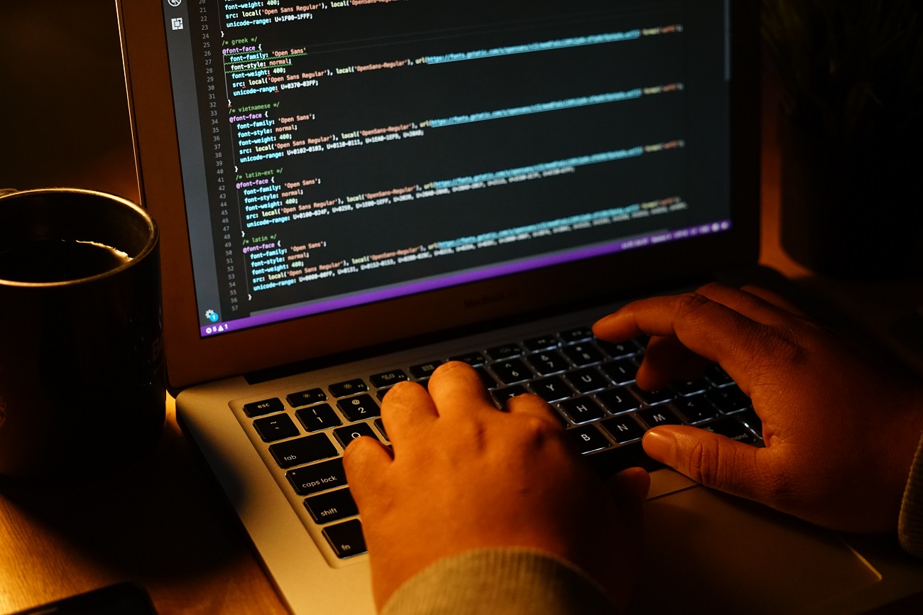 Tips merekrut developer ala Grab dan Go-Jek / DailySocial