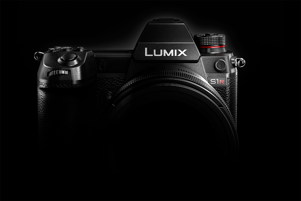 Panasonic Lumix S1R / Panasonic