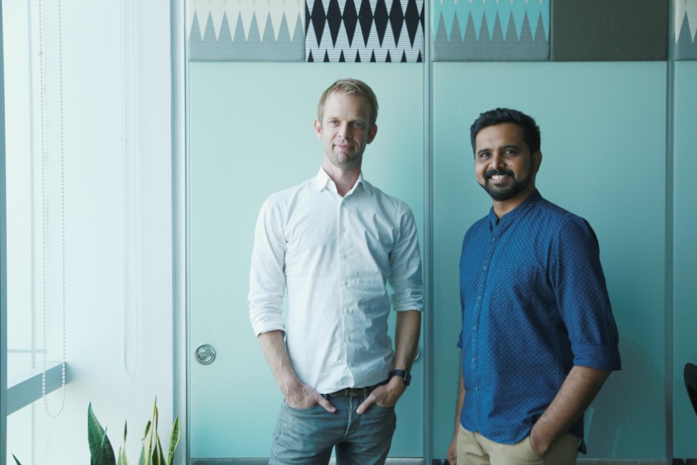 Pimpinan OLX Indonesia: Olaf Van Schagen (General Manager) dan Kamalesh Bathala Chandrasekar (Head of Marketplace Development & Operations)