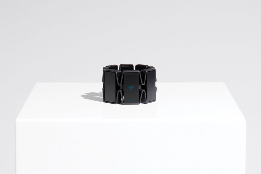 Myo Armband / Thalmic Labs