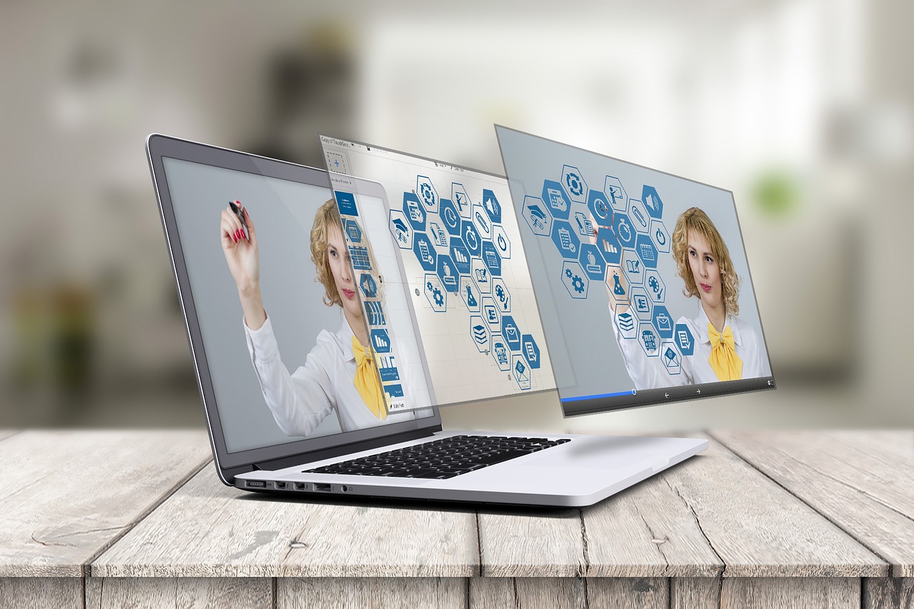 SnapCard eksplorasi teknologi AR untuk pebisnis dan perusahaan / Pixabay