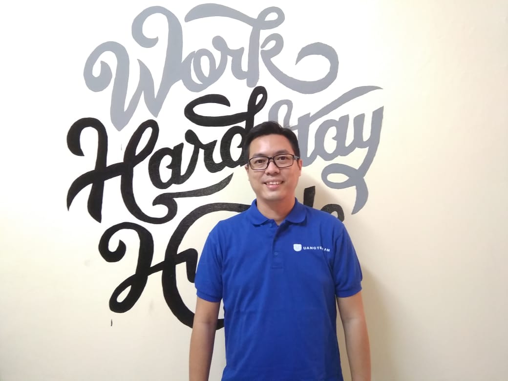 SVP Corporate Affairs UangTeman Adrian Dosiwoda / DailySocial