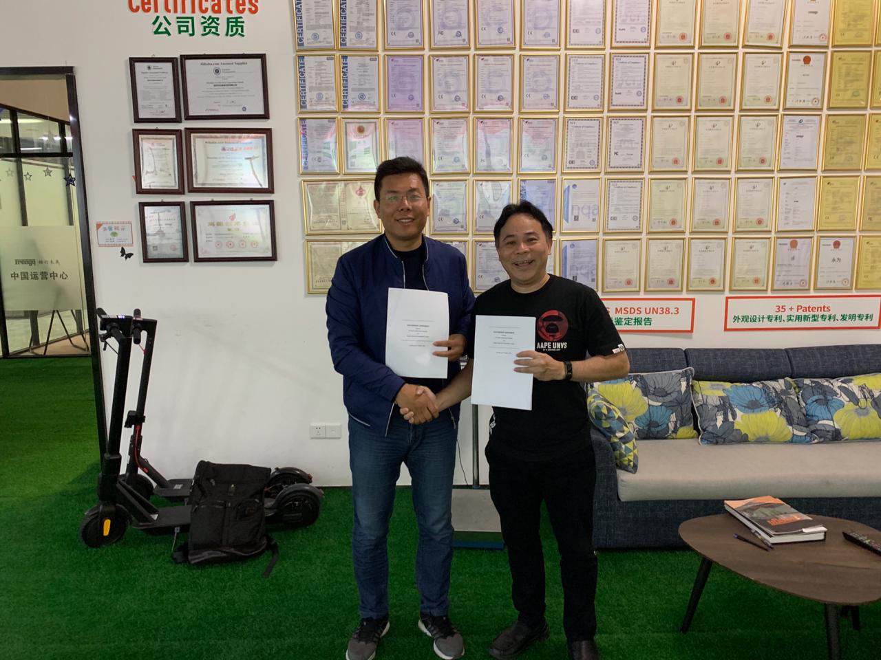 CEO Freego Kevin Chu dan CEO Gowes Iwan Suryaputra / Gowes