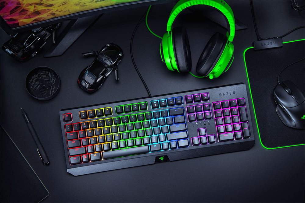 BlackWidow 2019, Kraken 2019, dan Basilisk Essential / Razer