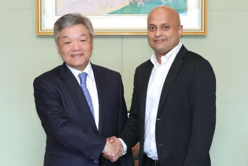 Presiden & CEO Nikkei Inc Naotoshi Okada dan Founder & Editor in Chief DealStreetAsia Joji Thomas Philip / Nikkei