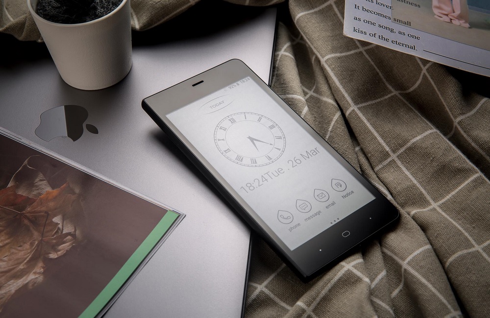Smartphone berlayar e-ink Kingrow K1.