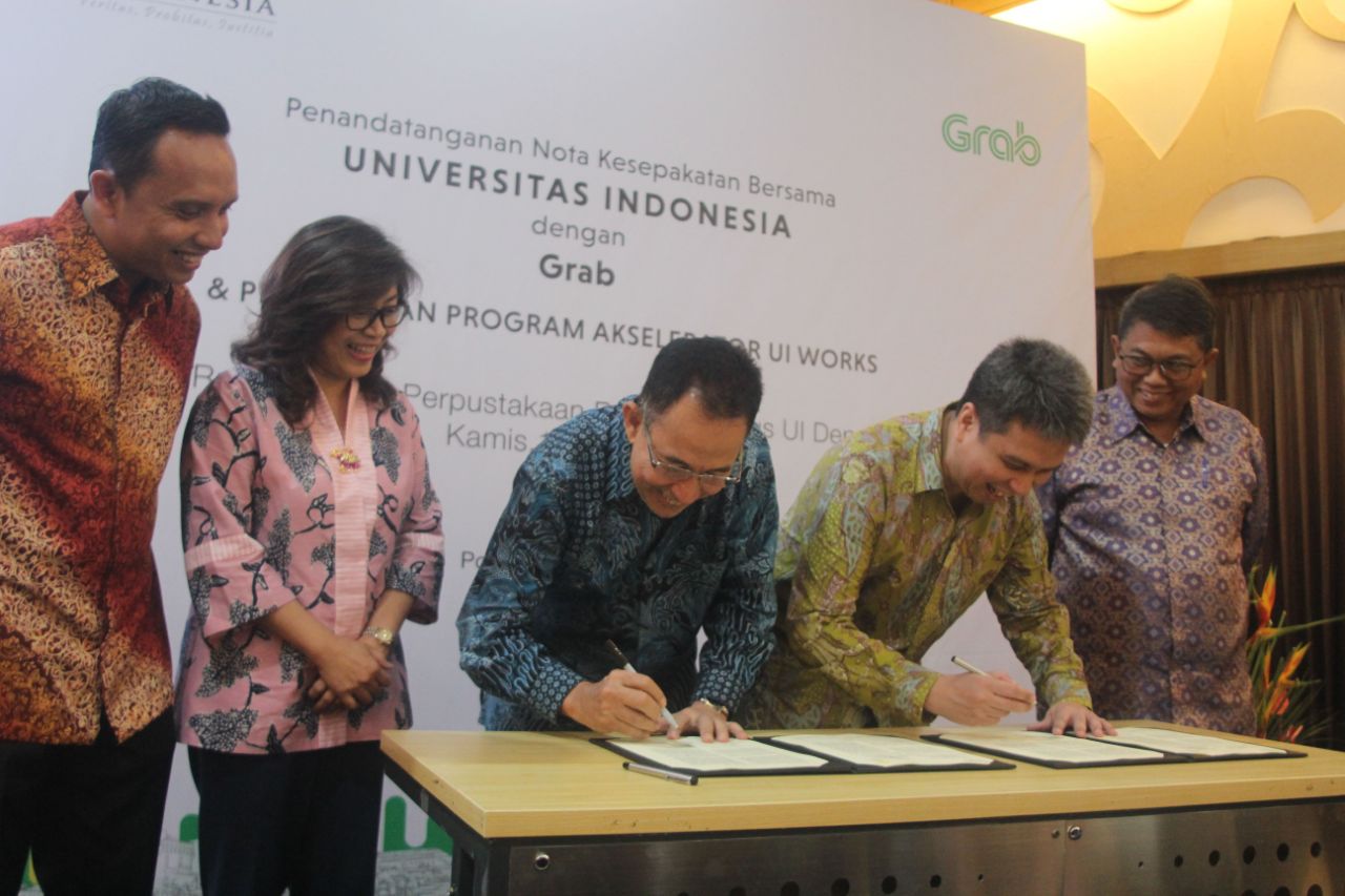 Penandatanganan kerja sama UI dan Grab Indonesia untuk program akselerator UI Works