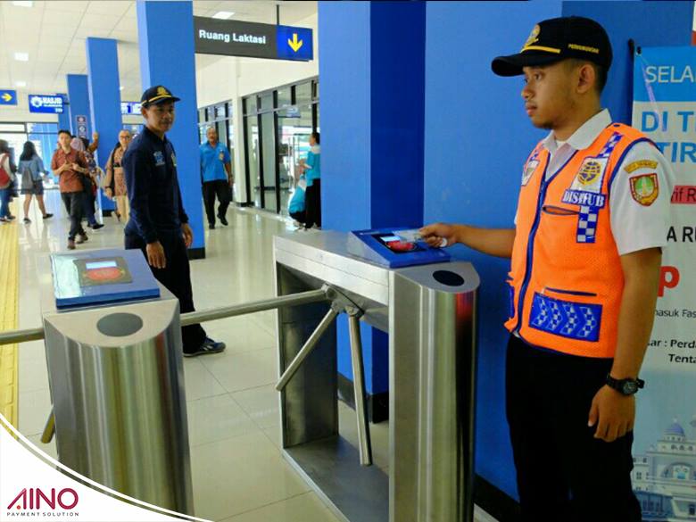 Salah satu implementasi teknologi Aino adalah pada sistem tiket transportasi publik / Aino Indonesia