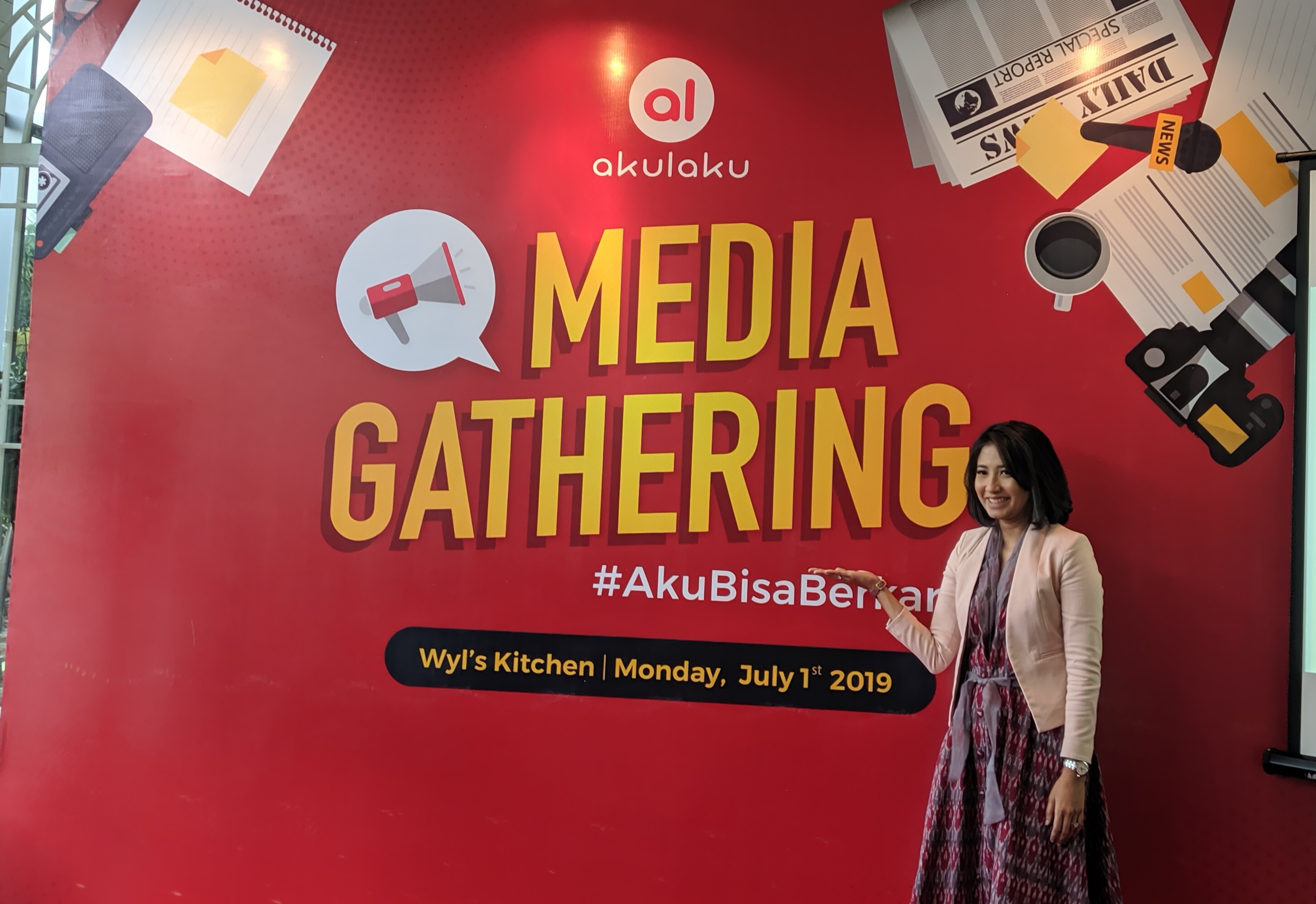 Director of Corporate Affairs and Public Relations Akulaku Indonesia Anggie Setia Ariningsih / DailySocial
