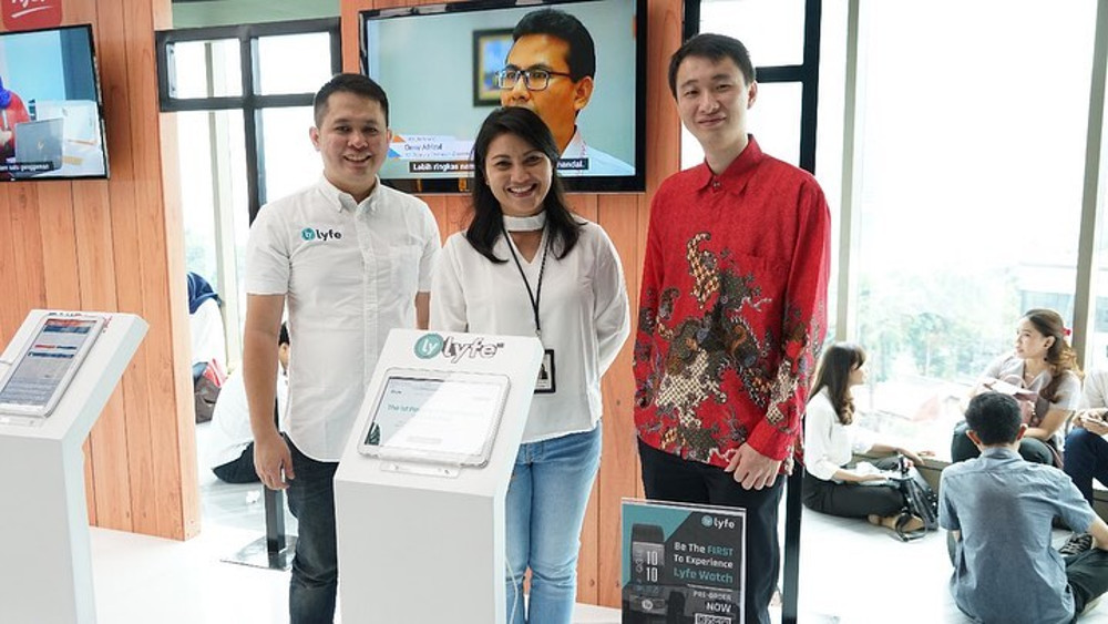 Lyfe Watch, produk jam tangan pintar dari Lyfe, bisa digunakan sebagai alat pembayaran yang berkat kerja sama dengan BNI