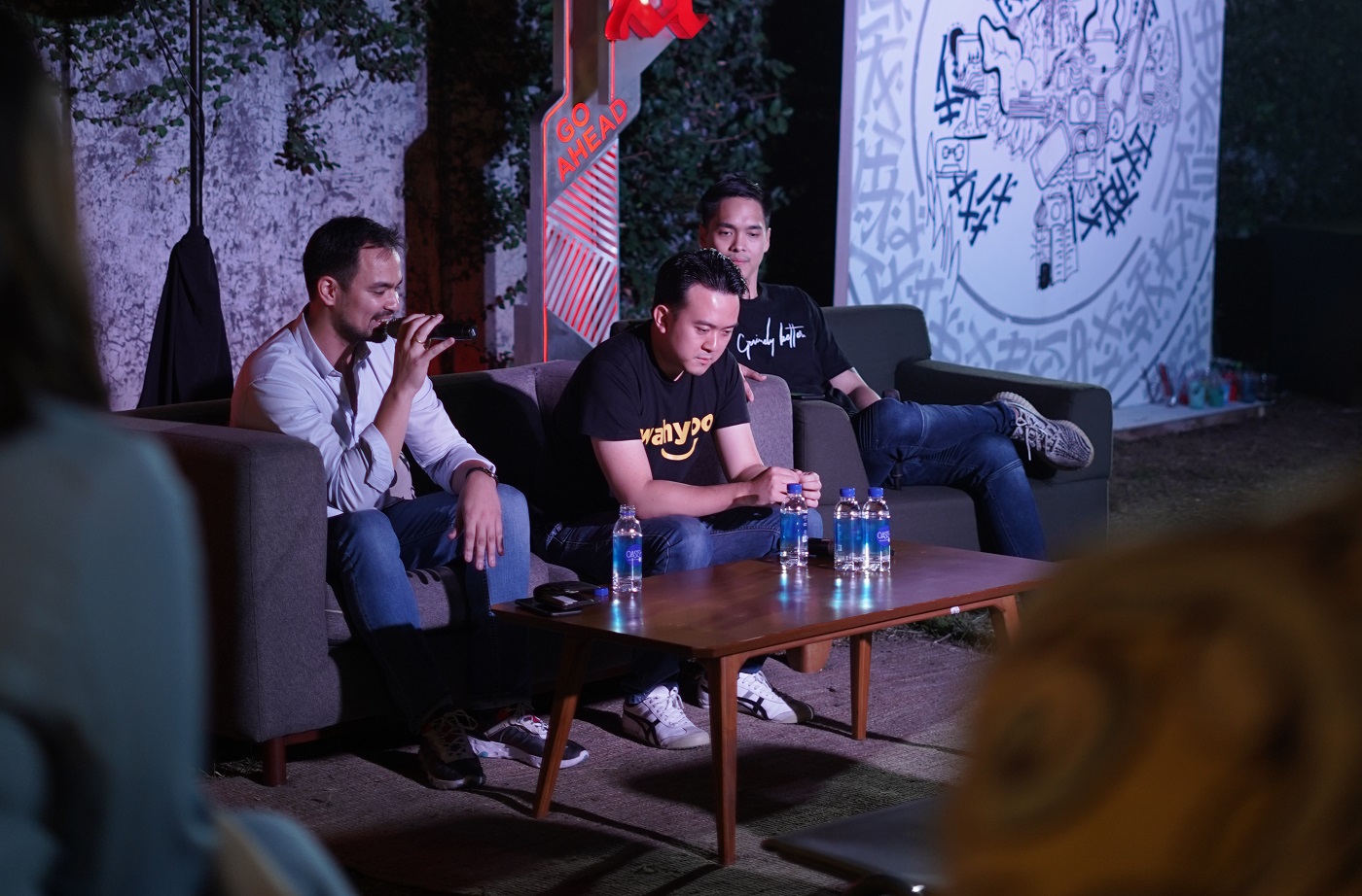 Sesi diskusi yang diisi oleh Peter Shearer (Wahyoo), Christian Sutardi (Fabelio), dan Aryo Ariotedjo (wellspaces Group) / wellspaces