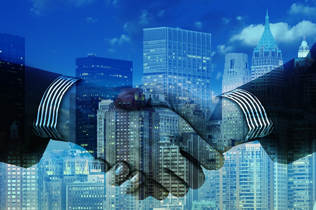As Grab and Gojek keep the tension going, Grab is said to be in talk to merge Ovo and Dana