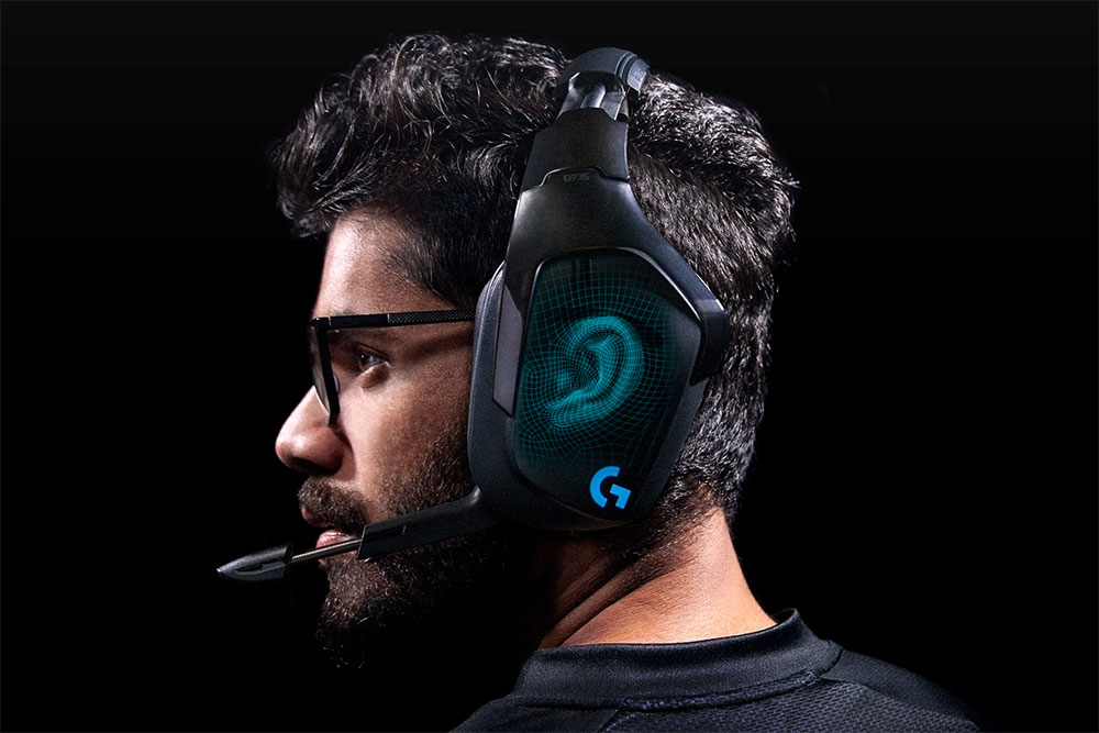 Ilustrasi analisis anatomi telinga yang dilakukan AI pada aplikasi Immerse / Logitech for SEO