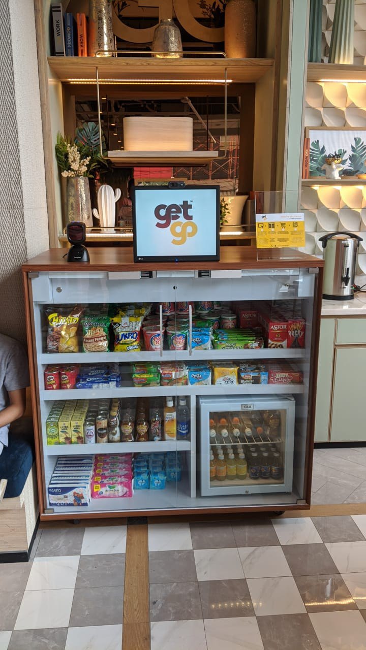 GetGo Mini Cashier-less Store di salah satu lokasi / GetGo