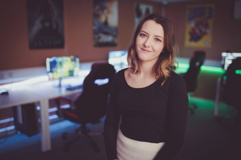 roehampton beasiswa esports perempuan for SEO
