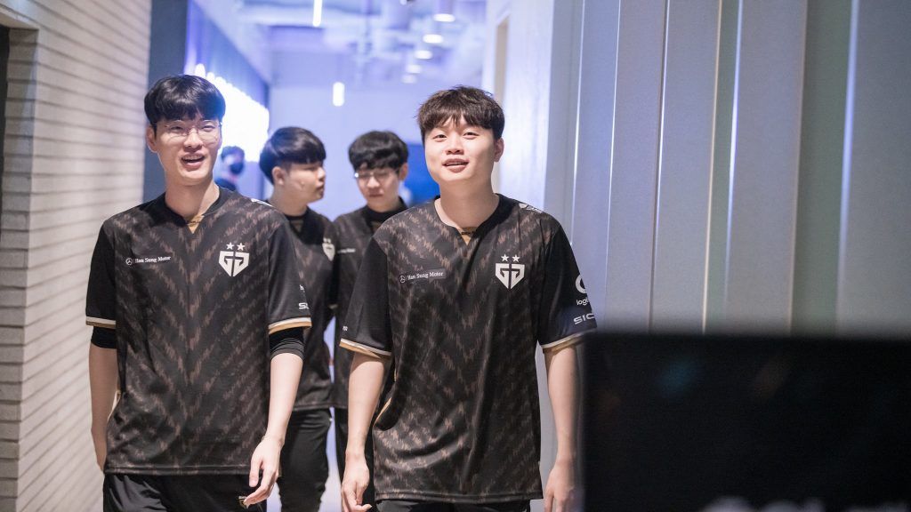 Gen.G dan FlyQuest League of Legends World Championship 2020 for SEO