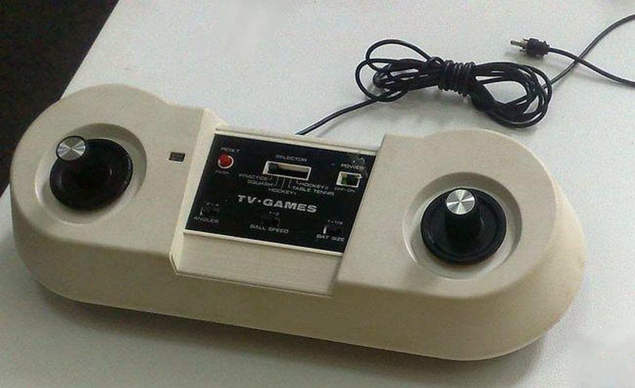 Controller untuk Pong. | Sumber: Ciroforo / Wikimedia Commons / CC BY 2.0
