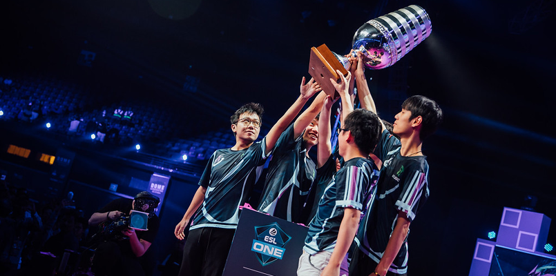 Haruskah Organisasi Esports Peduli Pada Masa Depan Pro Playernya?