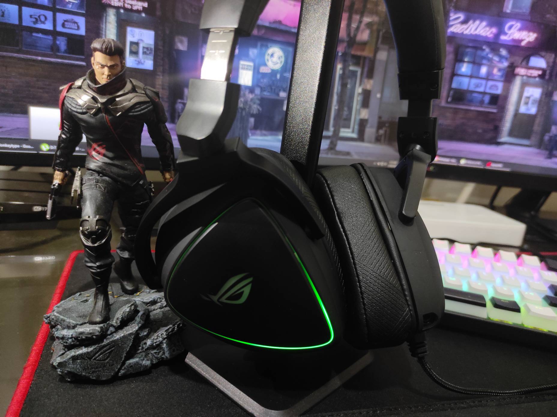 Asus ROG Delta 003 for SEO
