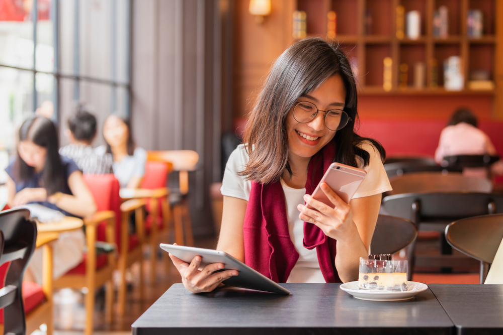 Meninjau Peran Krusial Platform Aplikasi Pesan Instan Dalam Menghubungkan Bisnis ke Pelanggan for SEO
