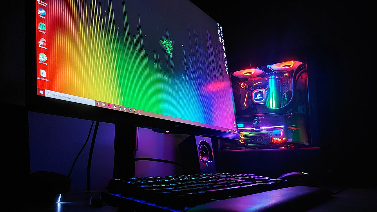 Gaming setup / Unsplash for SEO