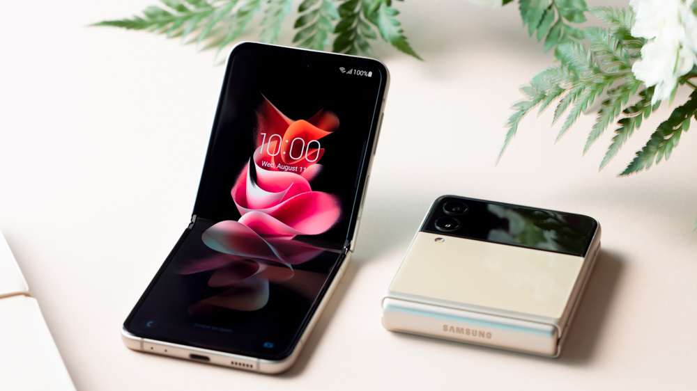 Samsung Galaxy Z Flip3 5G for SEO